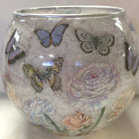 Lavendar Butterfly with Roses on a 6" Bubble Bowl - Picture 1 of 1